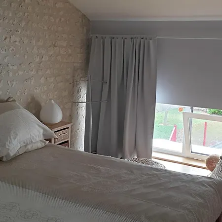 Hébergement de vacances Historique A Bellevigne Avec Piscine Et Terrasse Privee - Fr-1-653-71 Bonneuil (Charente)