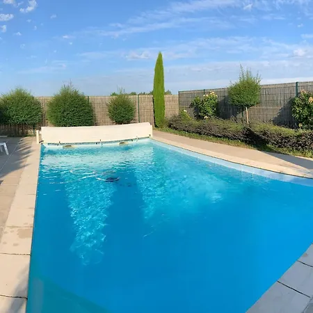 Historique A Bellevigne Avec Piscine Et Terrasse Privee - Fr-1-653-71 Hébergement de vacances